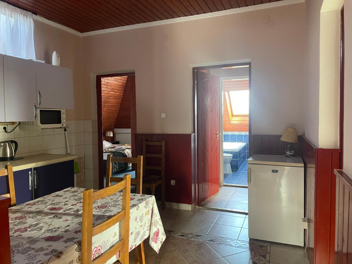 Karikas Hotel 3*