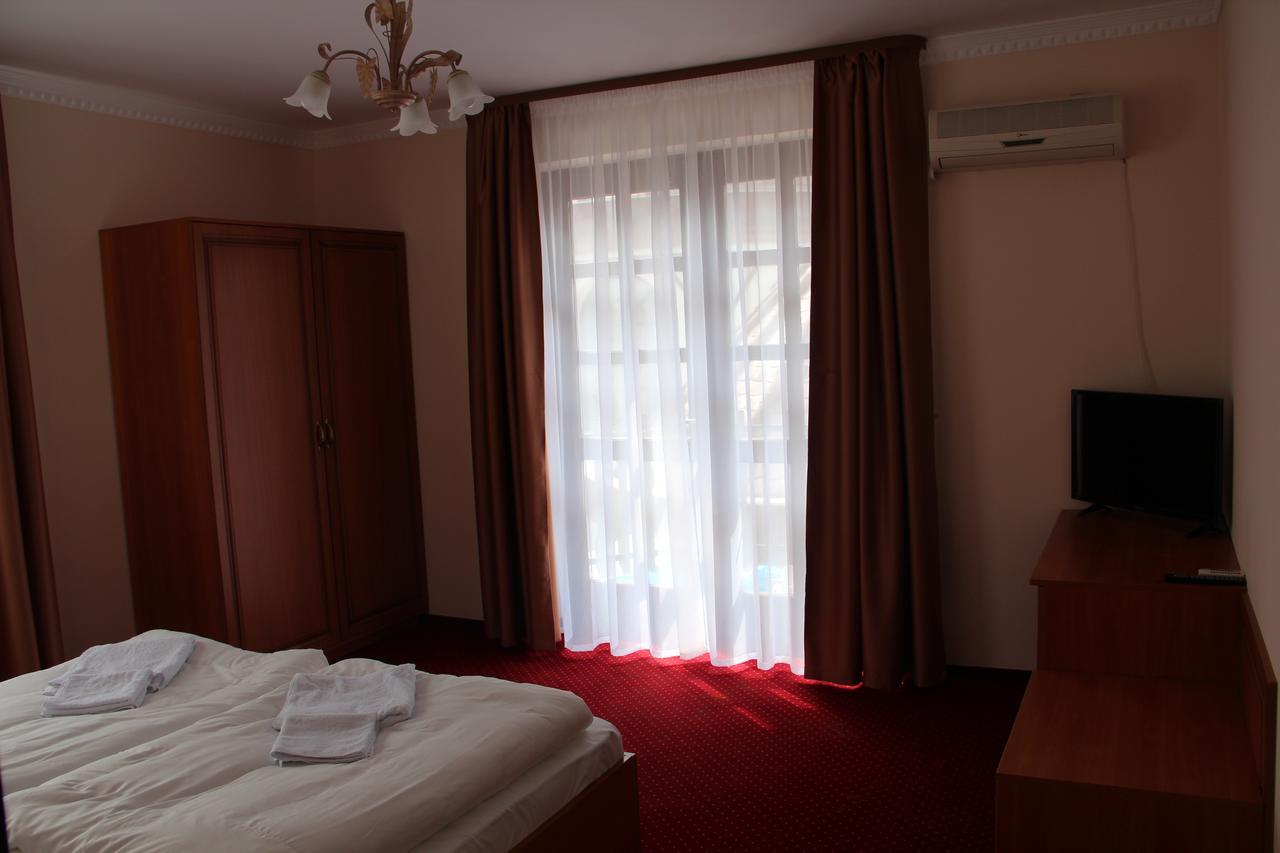 Hotel Karikas