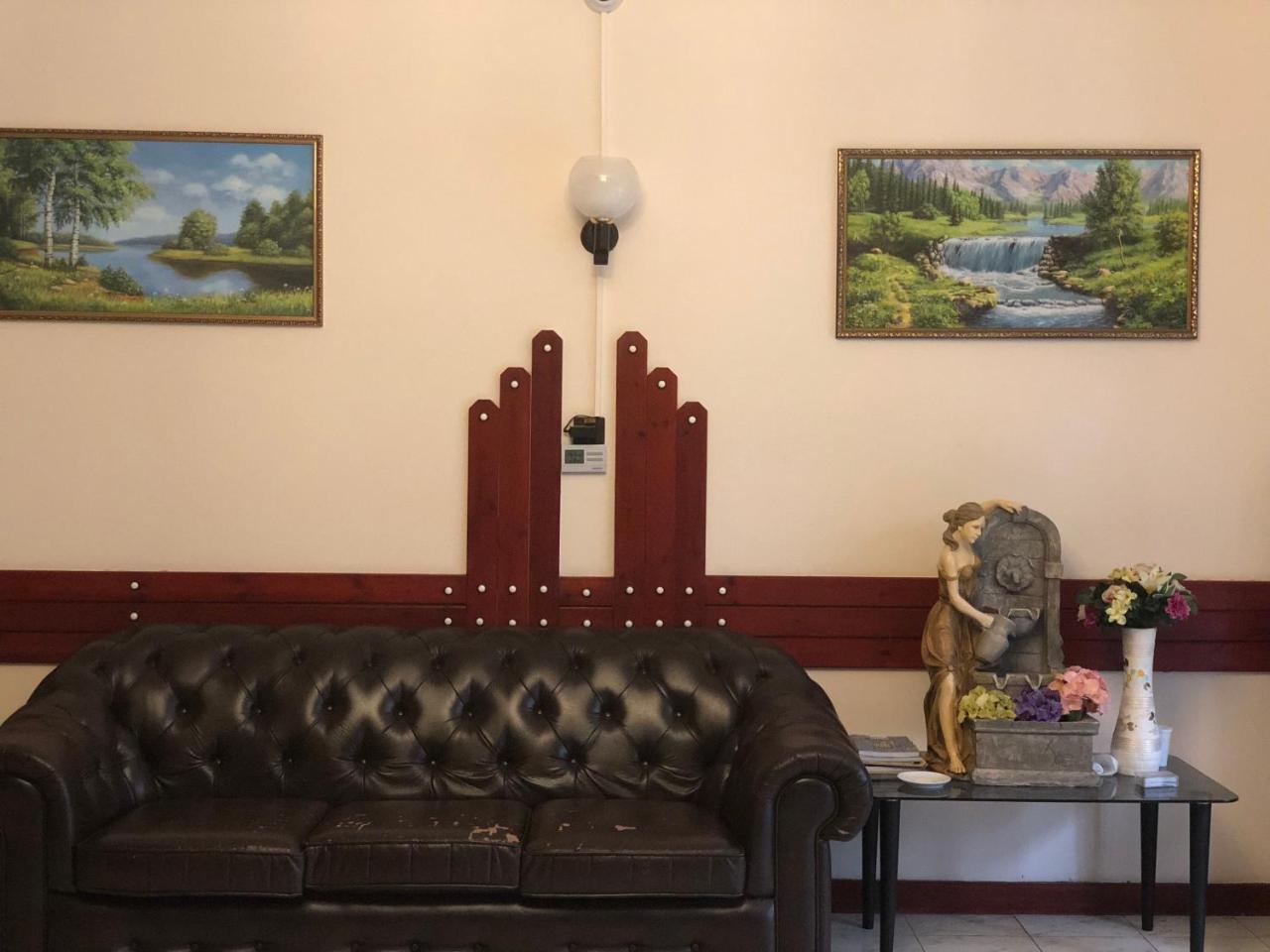 Hotel Karikas 3*